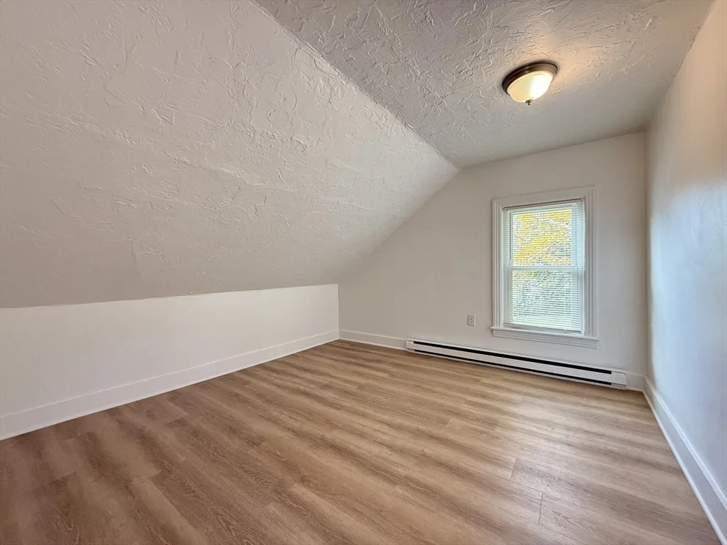 542 Mount Hope St, North Attleboro