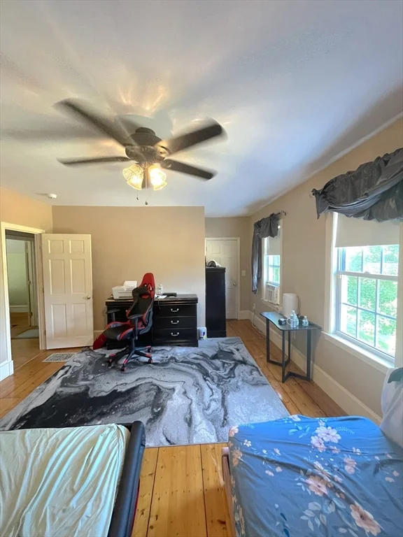 81 Walnut St, West Bridgewater