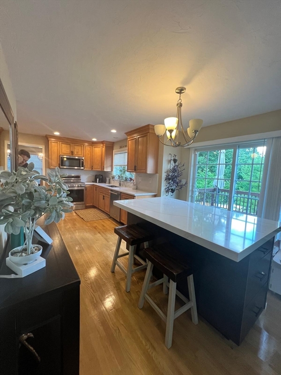 90 Cook Ln, Marlborough