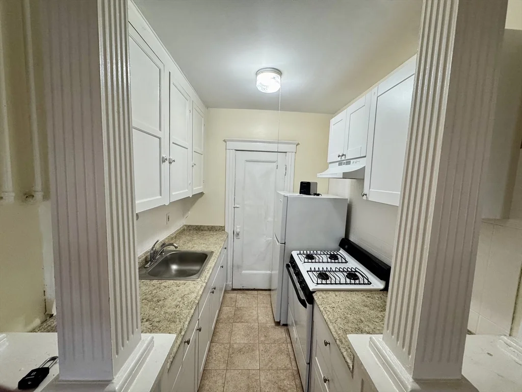 31 Dennison Ave, Framingham