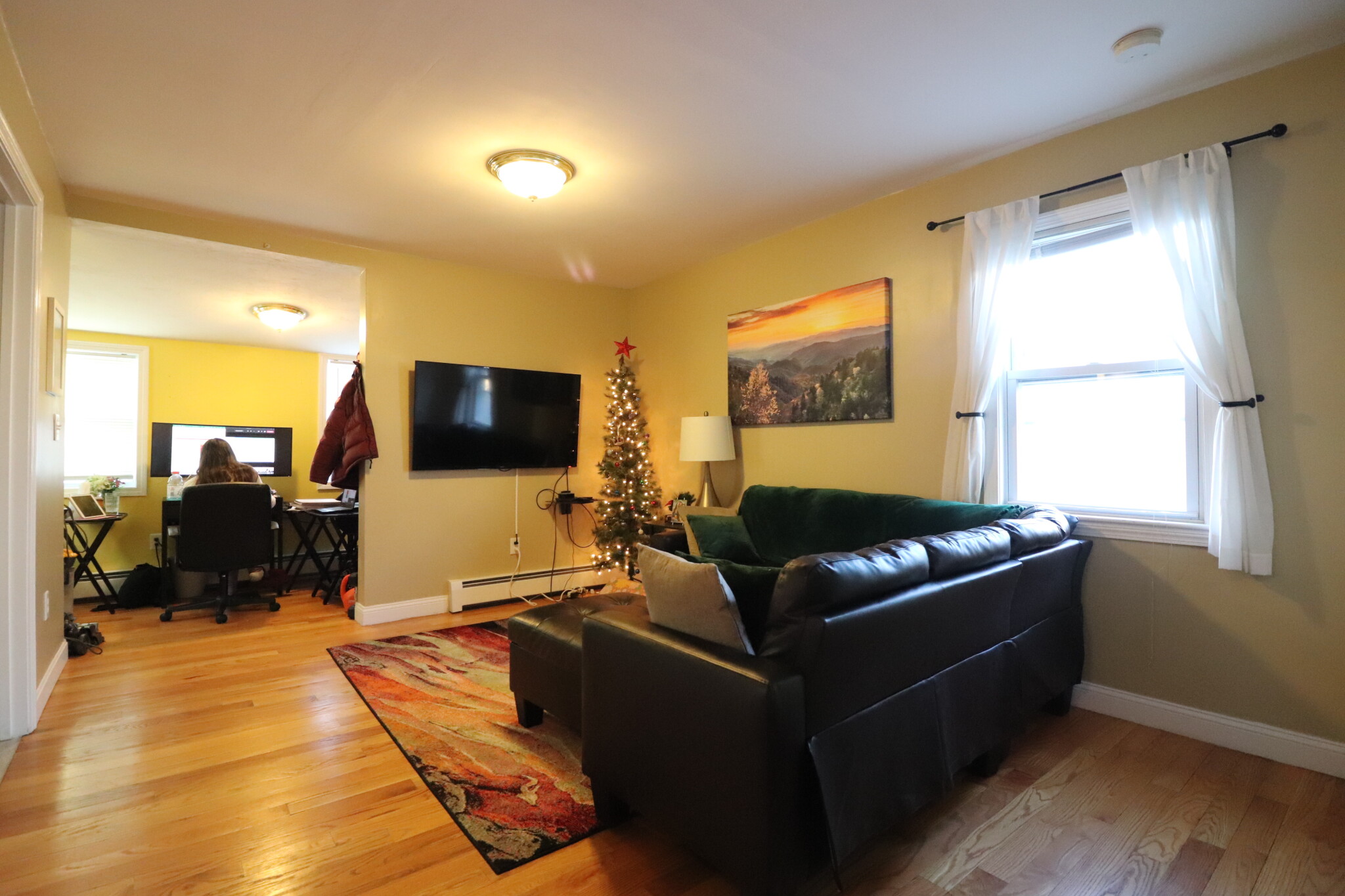 2 bed, 1 bath apartment for rent at 257 Elm St Unit 3, Kendall Square — photo 2 of 11