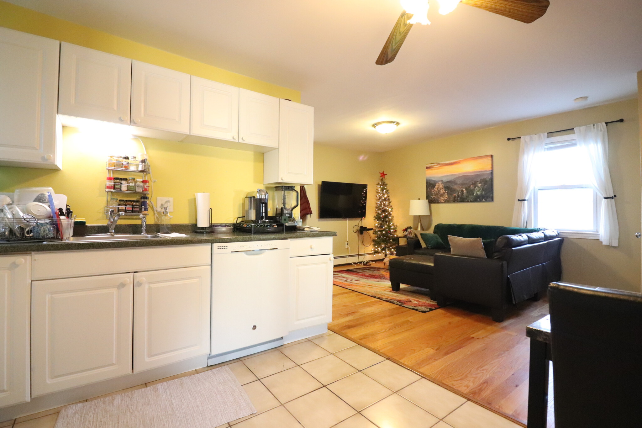 2 bed, 1 bath apartment for rent at 257 Elm St Unit 3, Kendall Square — photo 7 of 11