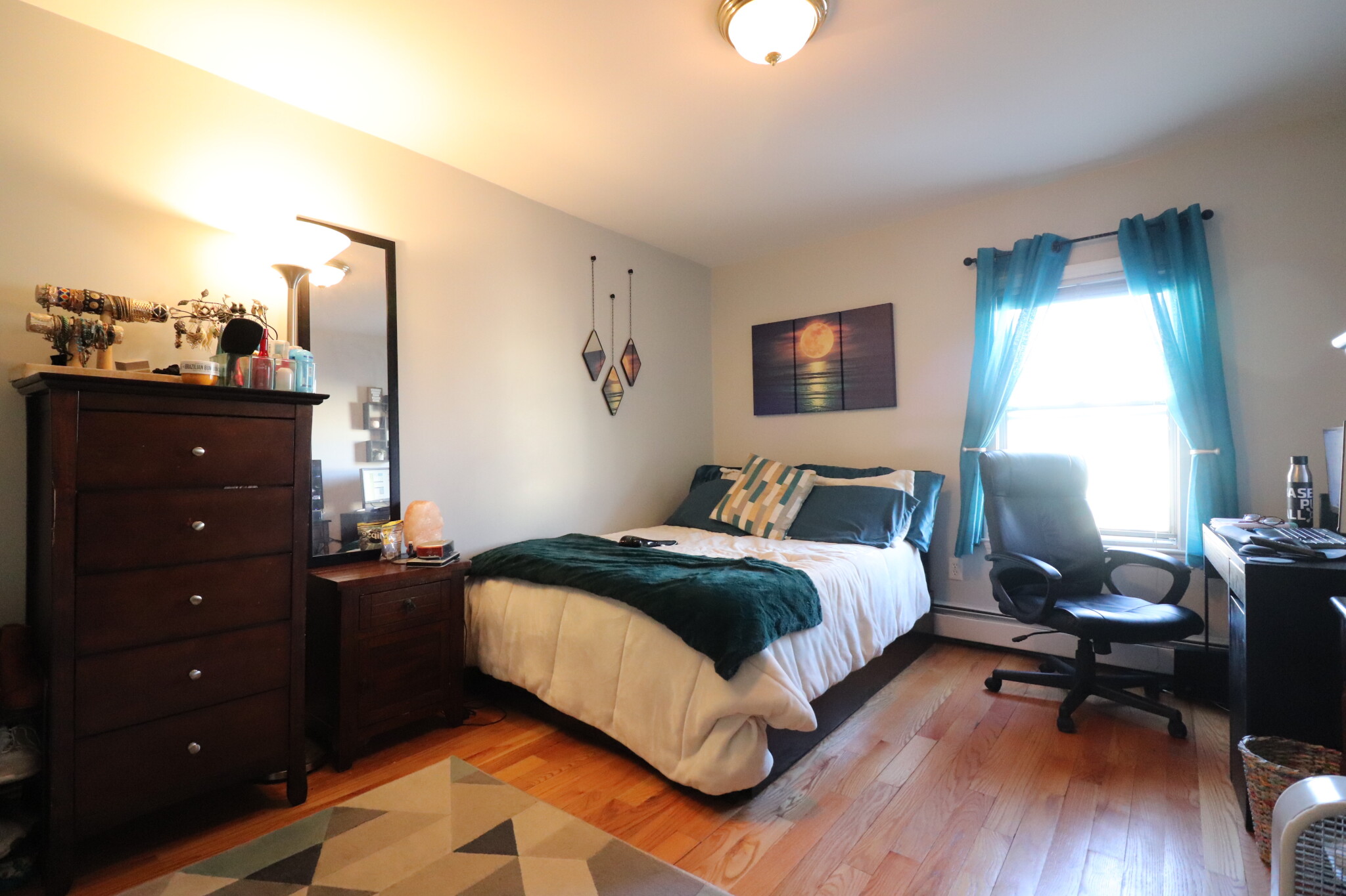 2 bed, 1 bath apartment for rent at 257 Elm St Unit 3, Kendall Square — photo 4 of 11