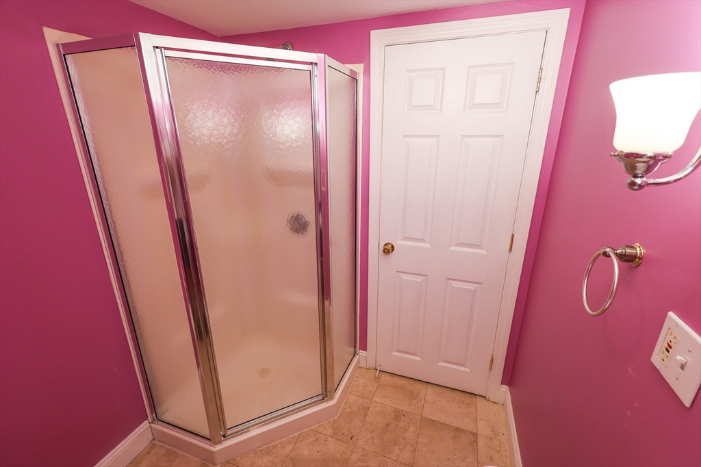 8 Mount Calvary Rd, Roslindale