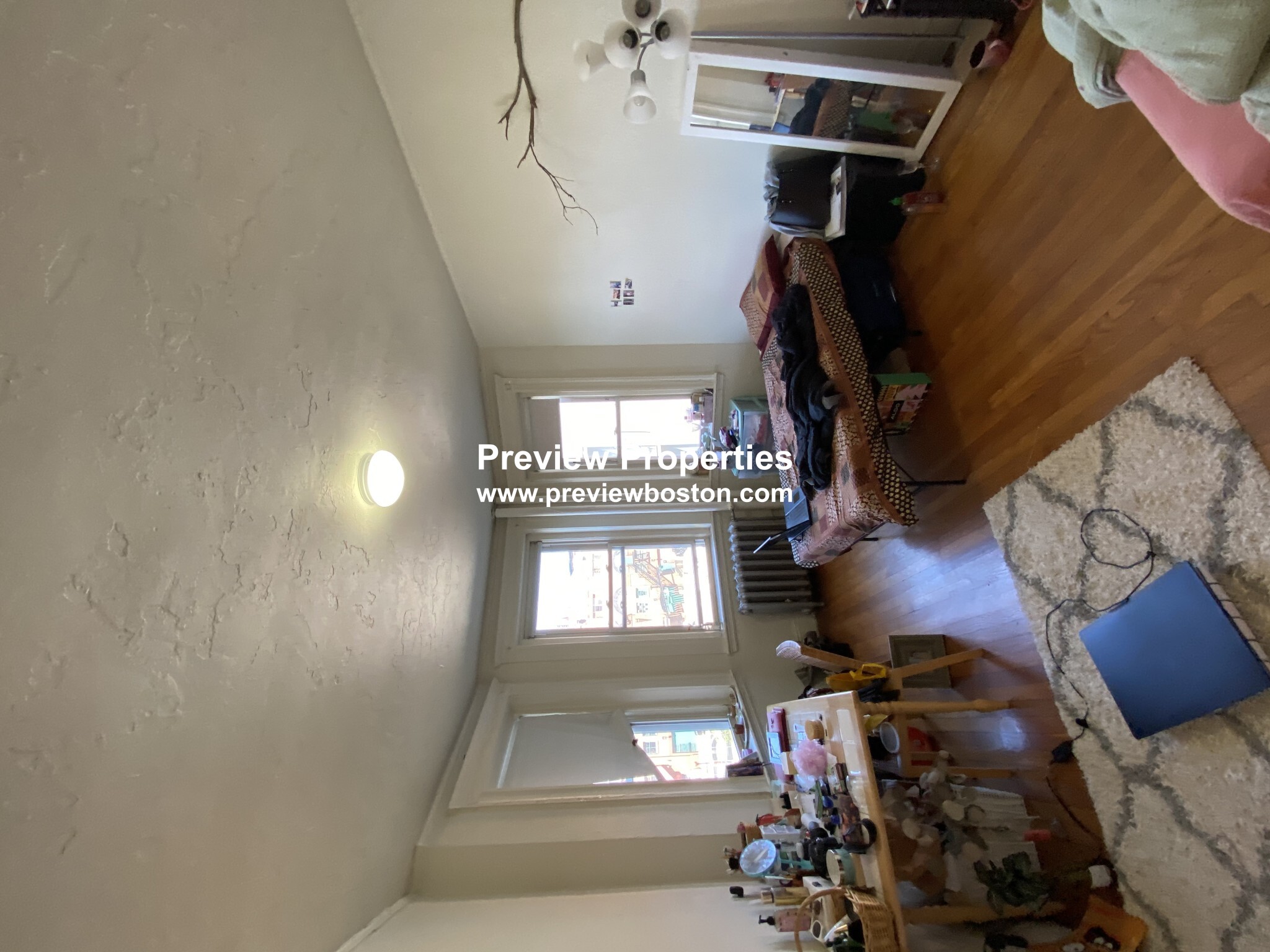 1167 Boylstyon St, Fenway