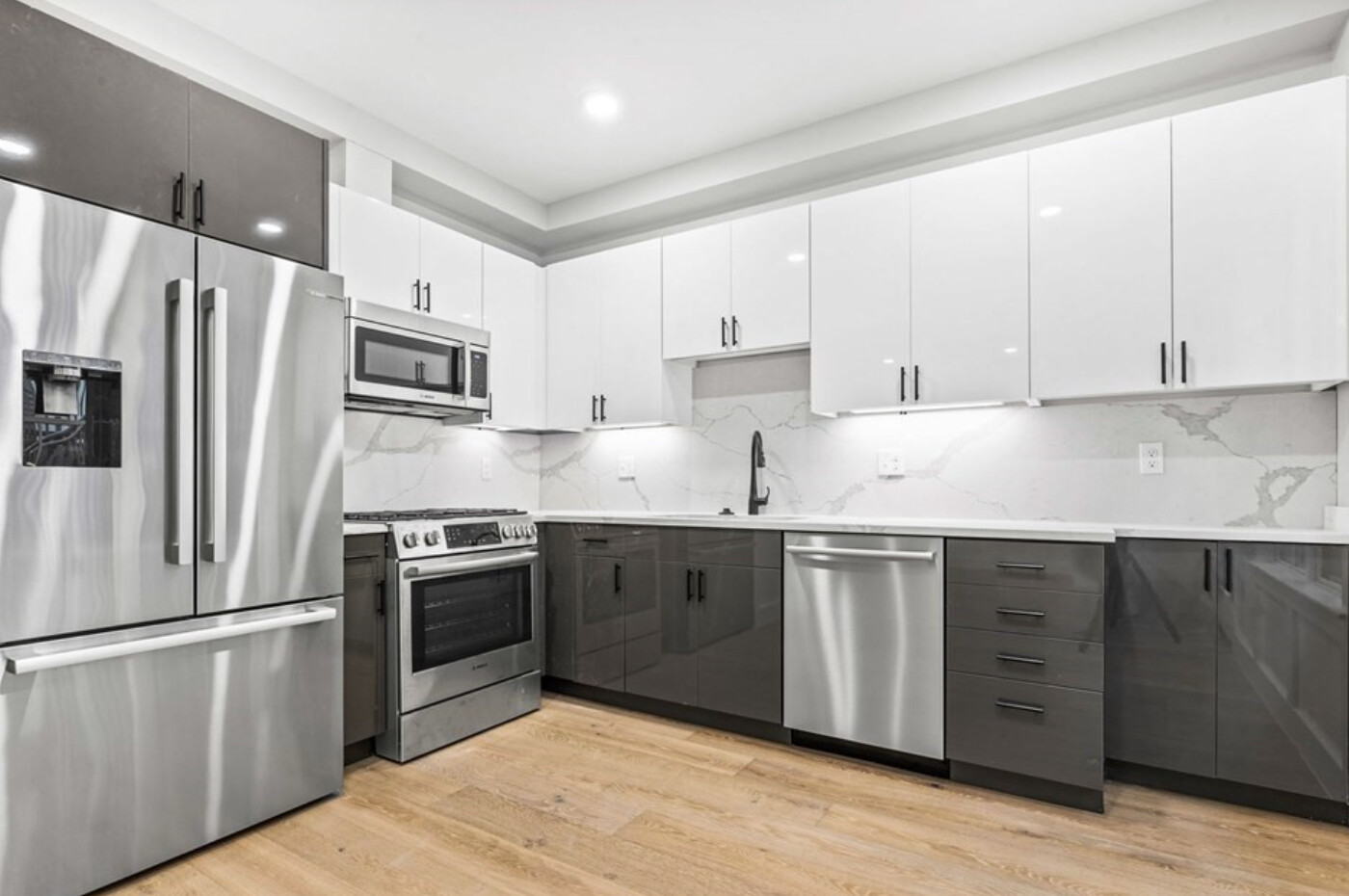 300 Somerville Ave, Ward Two