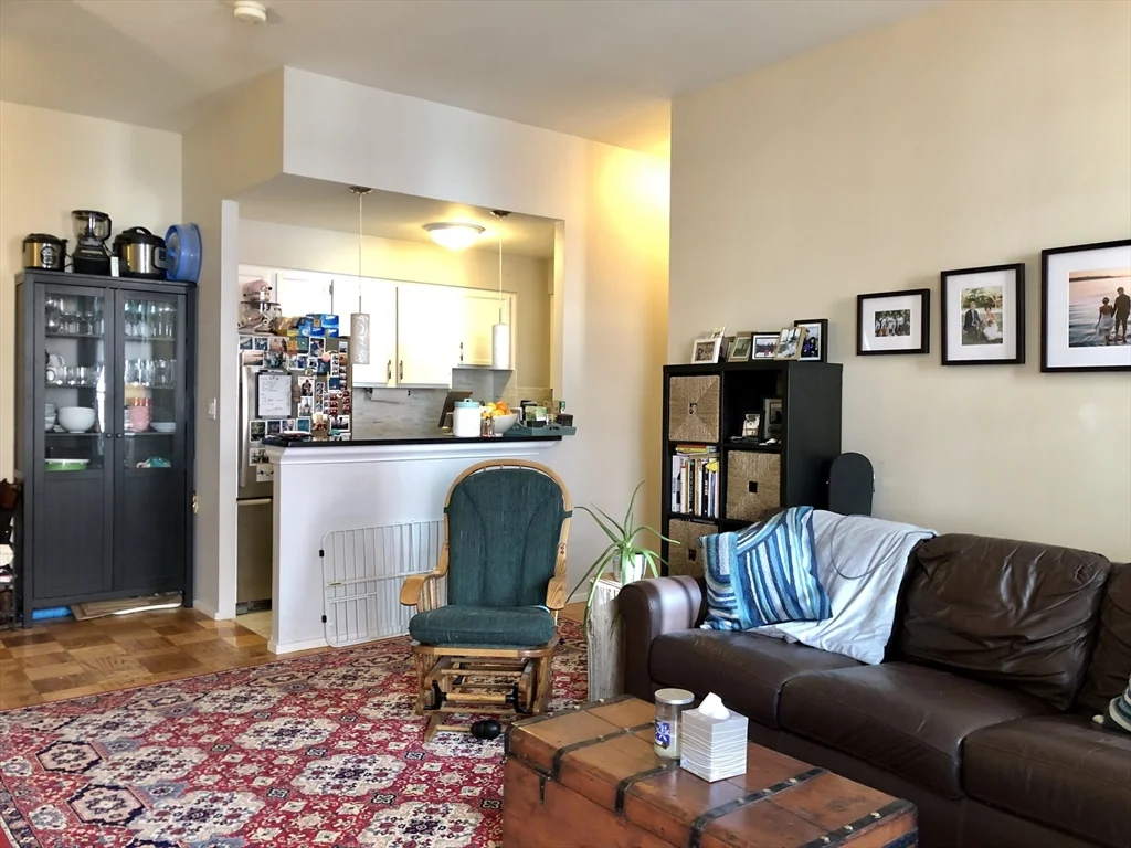 27 Bowdoin St, Beacon Hill