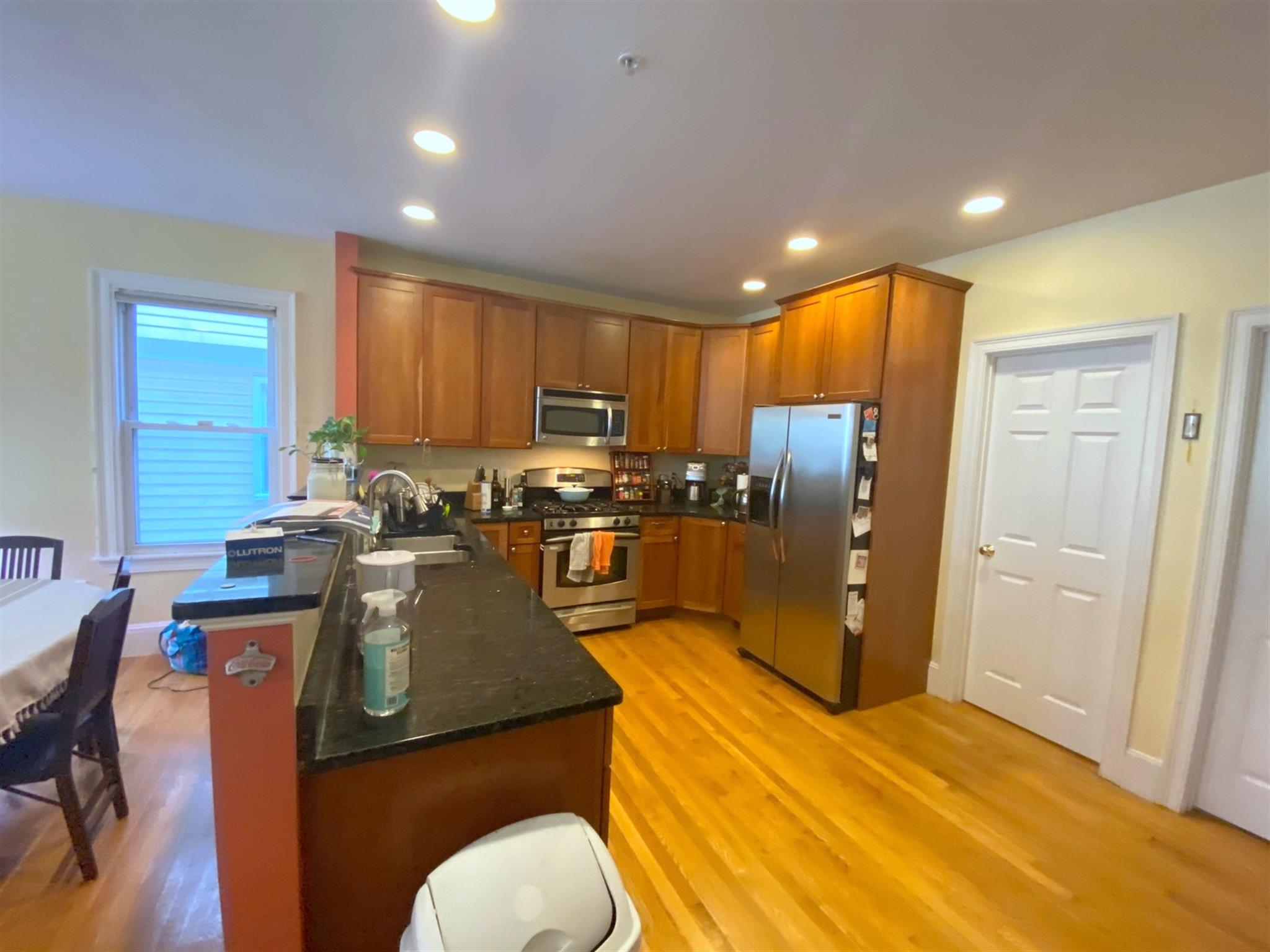 4 bed, 3.5 bath apartment for rent at 40 Prince St Unit 1, Cambridgeport — photo 3 of 35