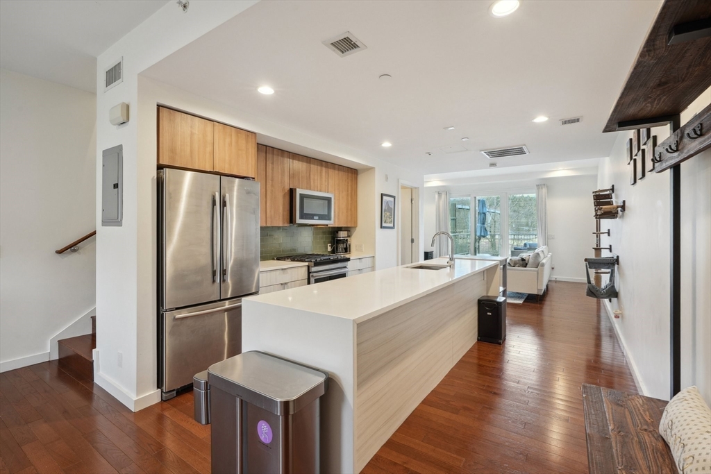 143-171 Hyde Park Ave, Boston