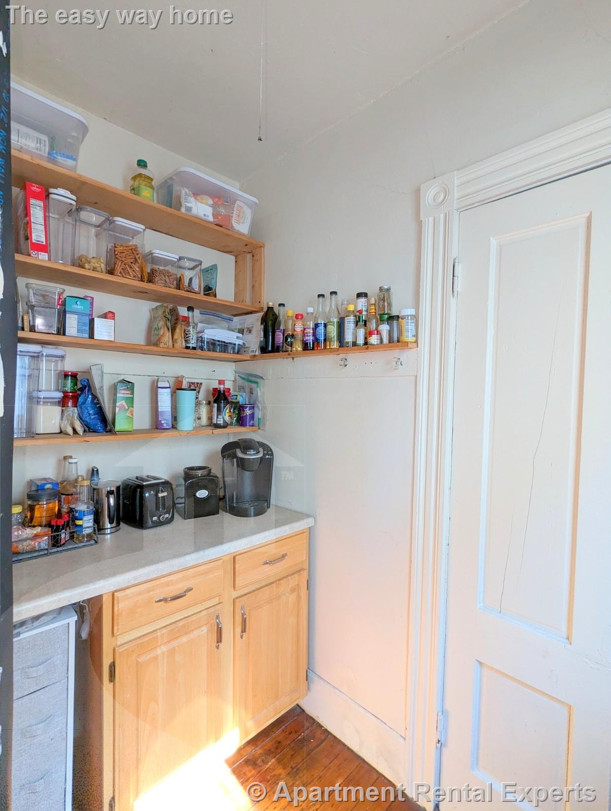 48 Gorham St, Davis Square