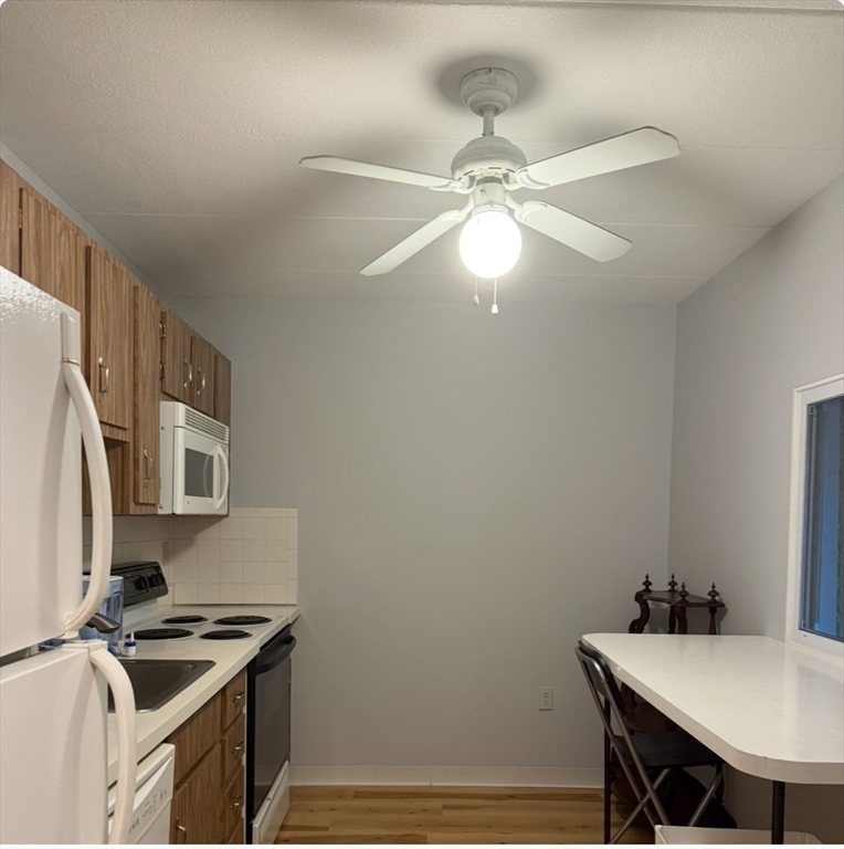 60 Pleasant St, Arlington