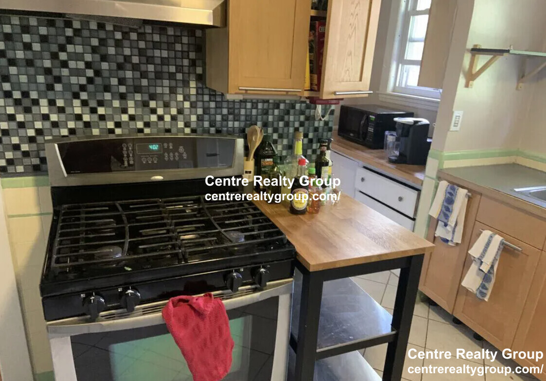 33 Greycliff Rd, Brighton