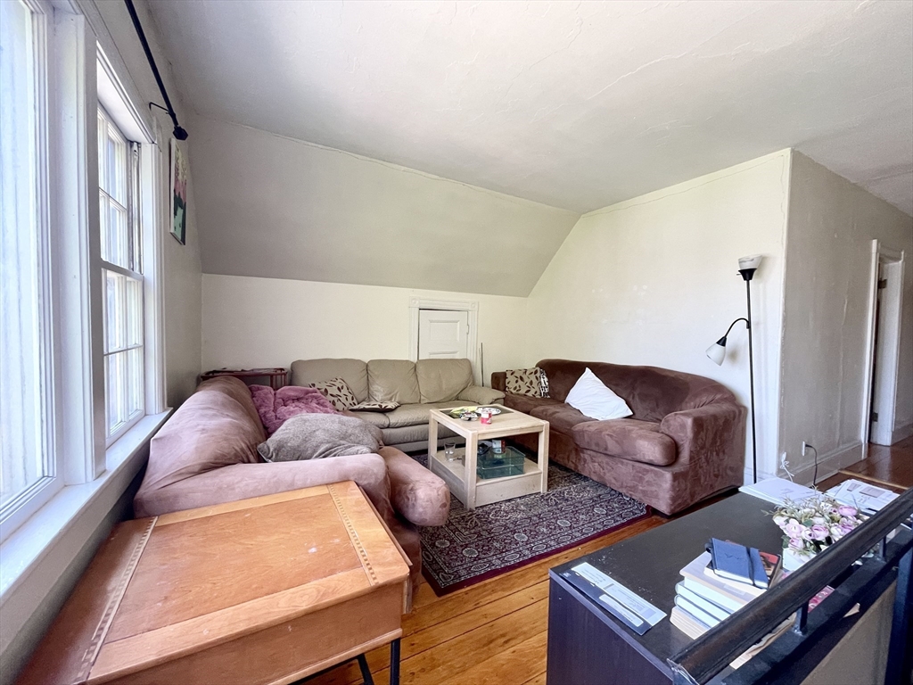 46 Dana St, Harvard Square