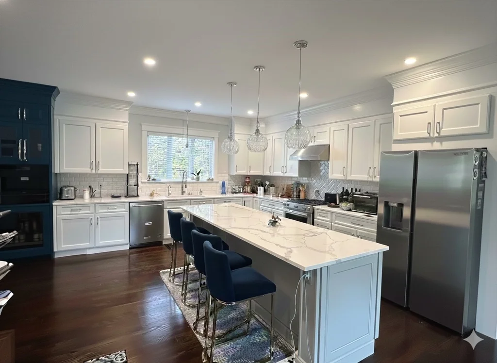 53 Old Mystic St, Arlington