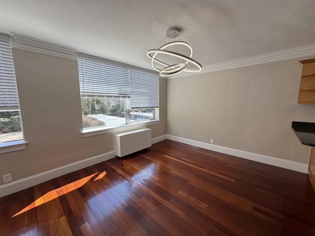 2 Hamond Pond Pkwa, Newton