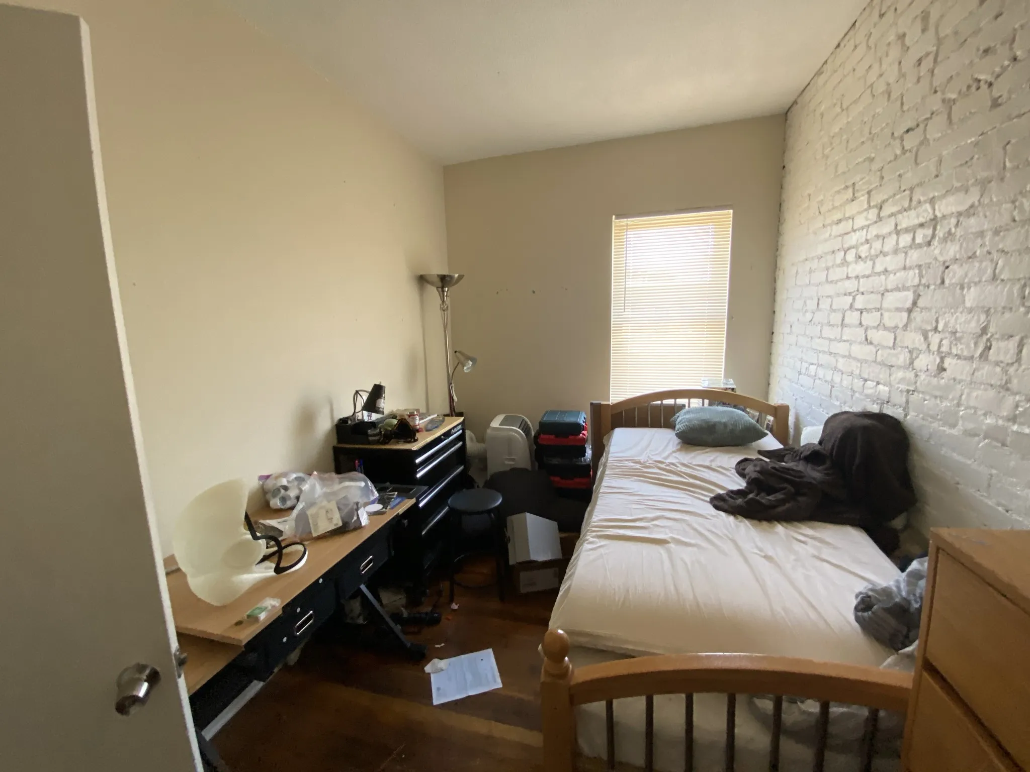 894 Huntington Ave, Mission Hill