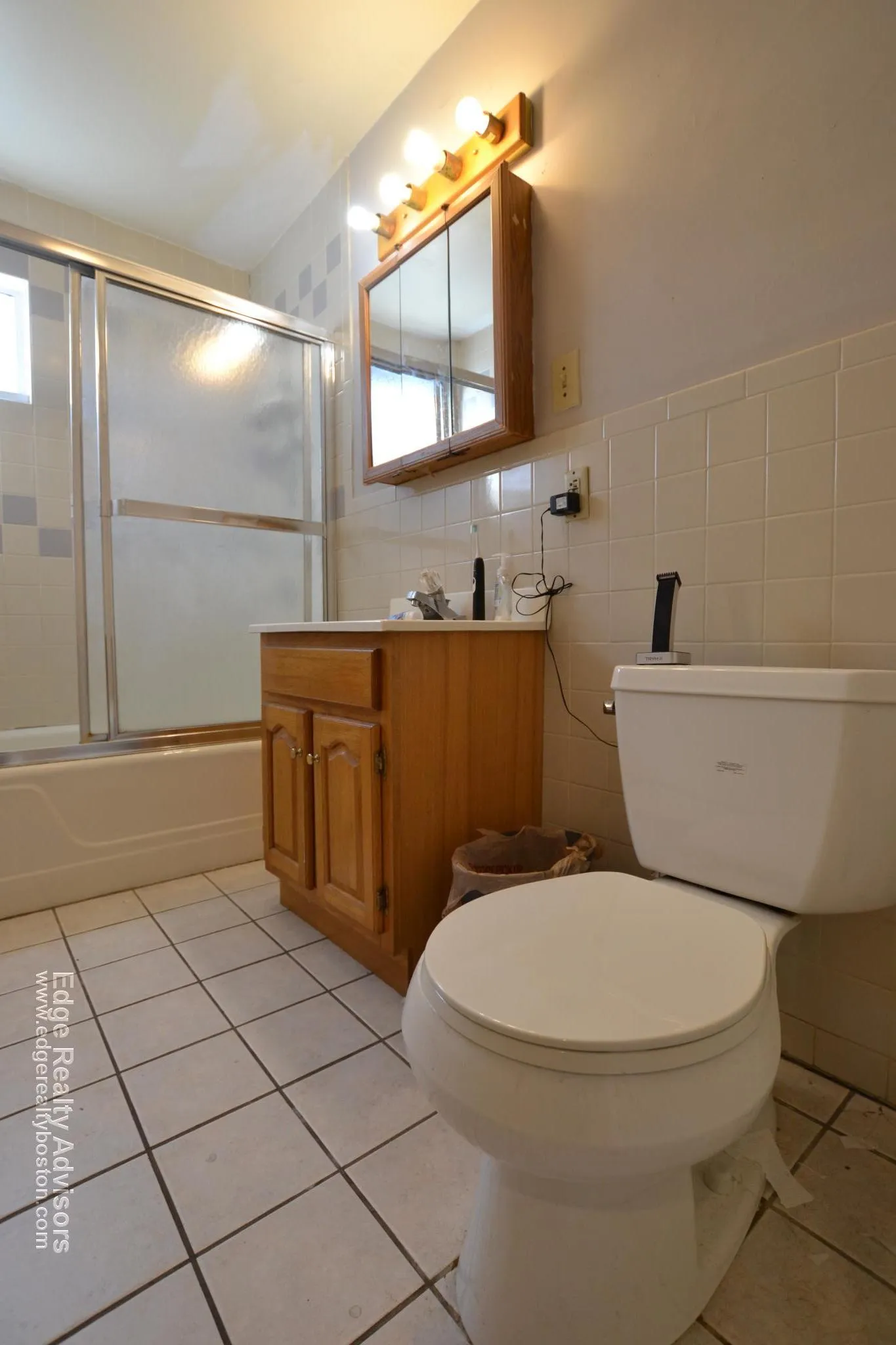 33 Long Ave, Brighton