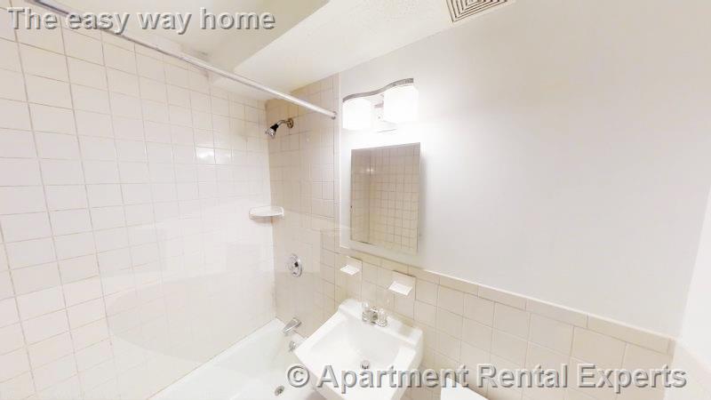 14 Murdock St, Ball Square