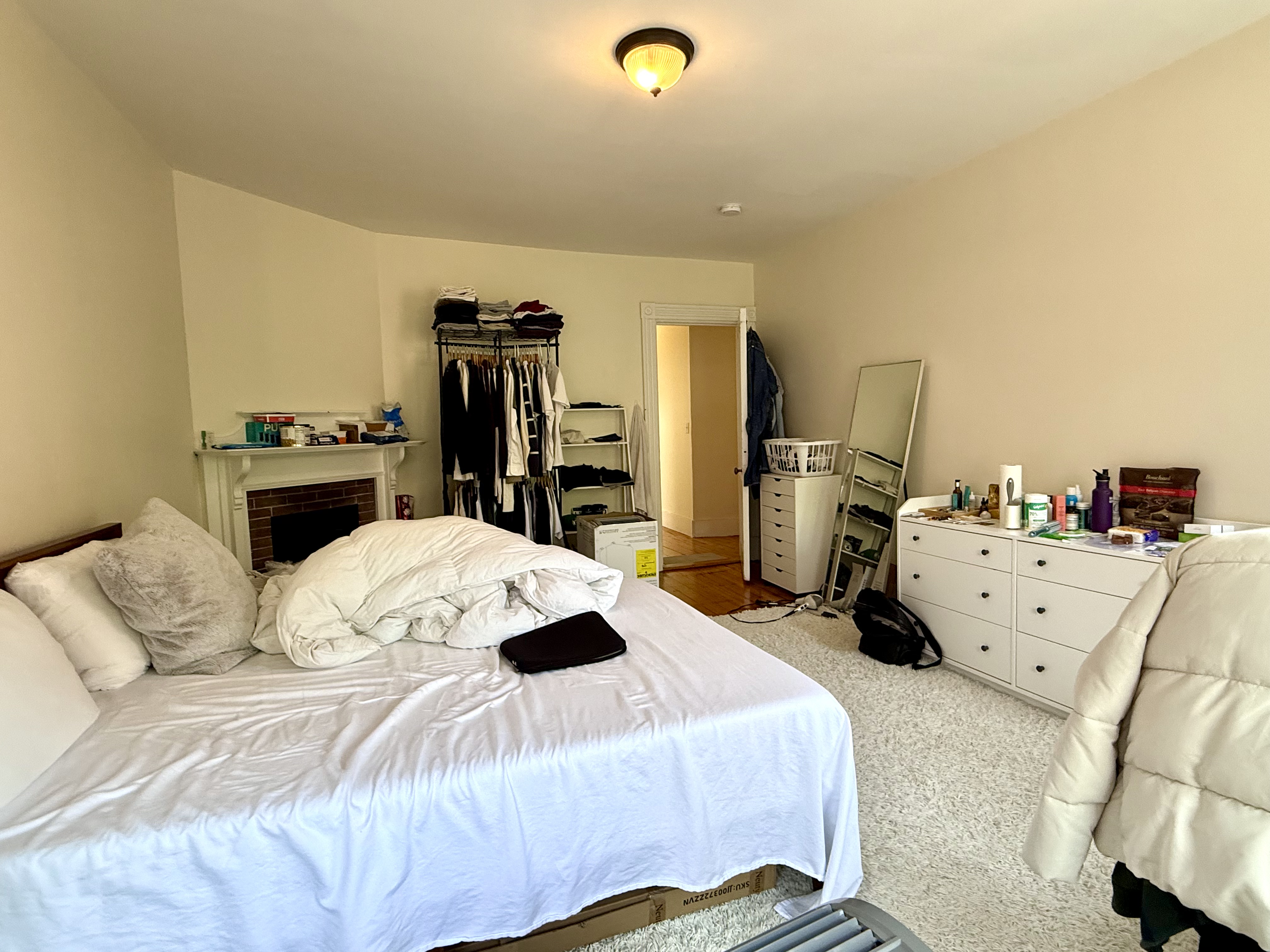 293 Newbury St, Back Bay