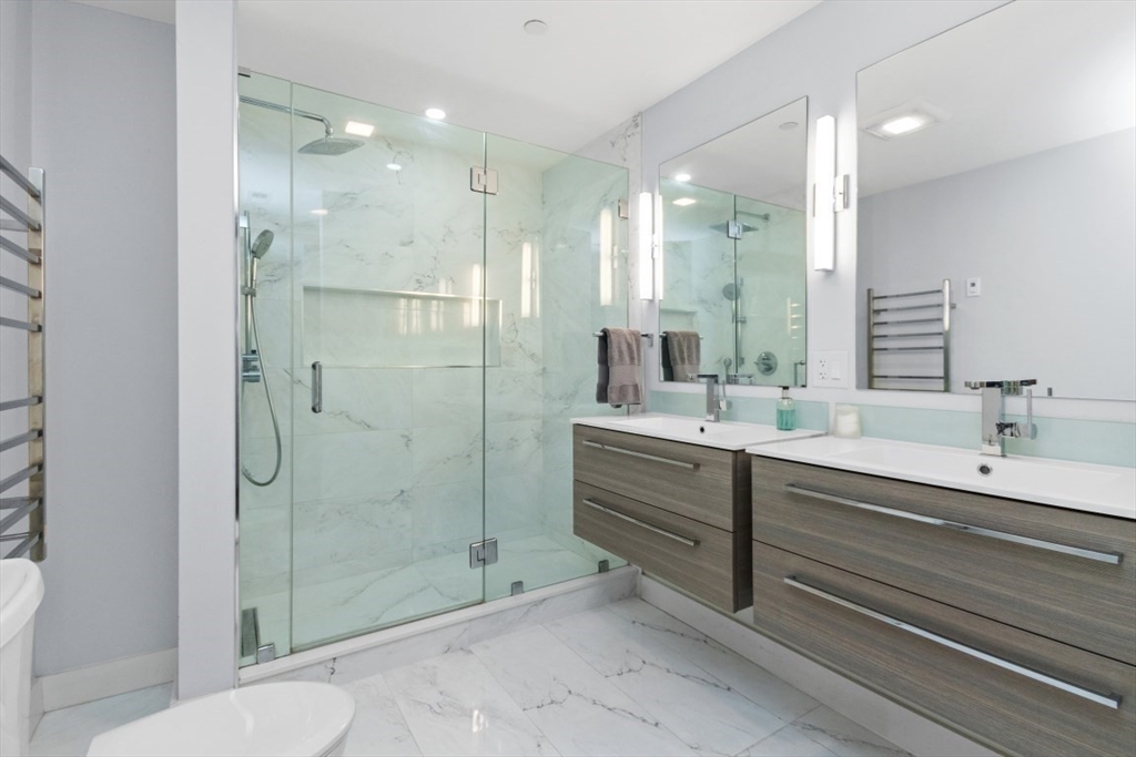 199 Coolidge Ave, Watertown