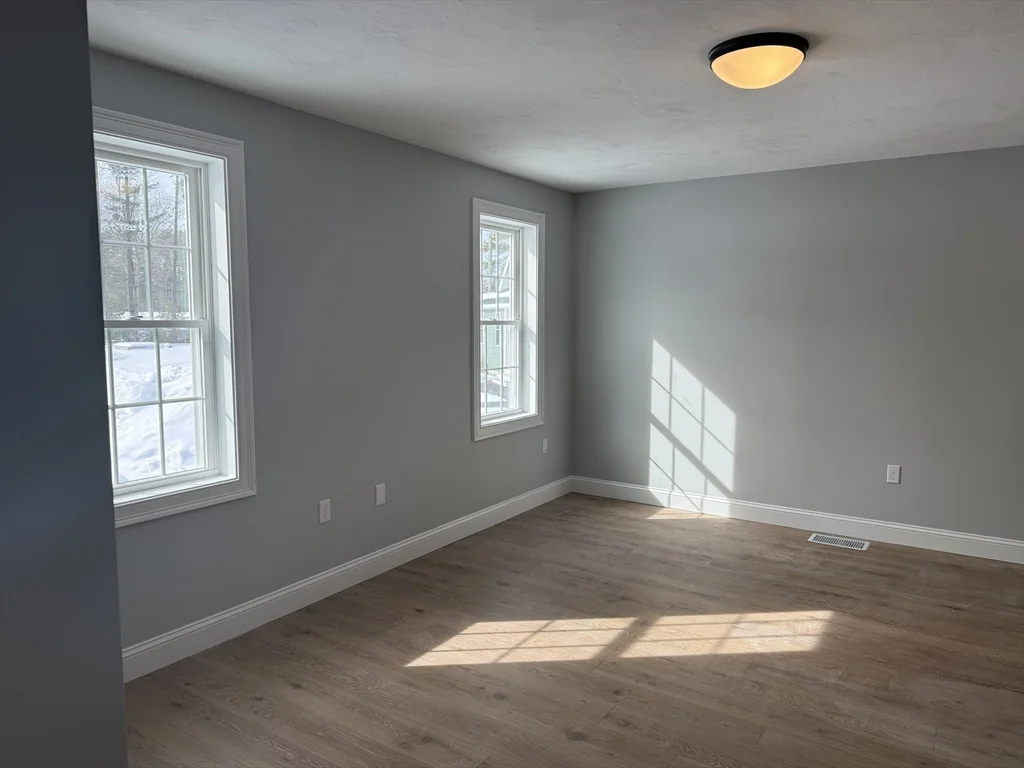 25 Kashmir's Way, Middleboro