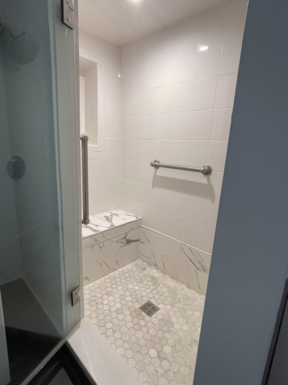 92 Green St, Charlestown