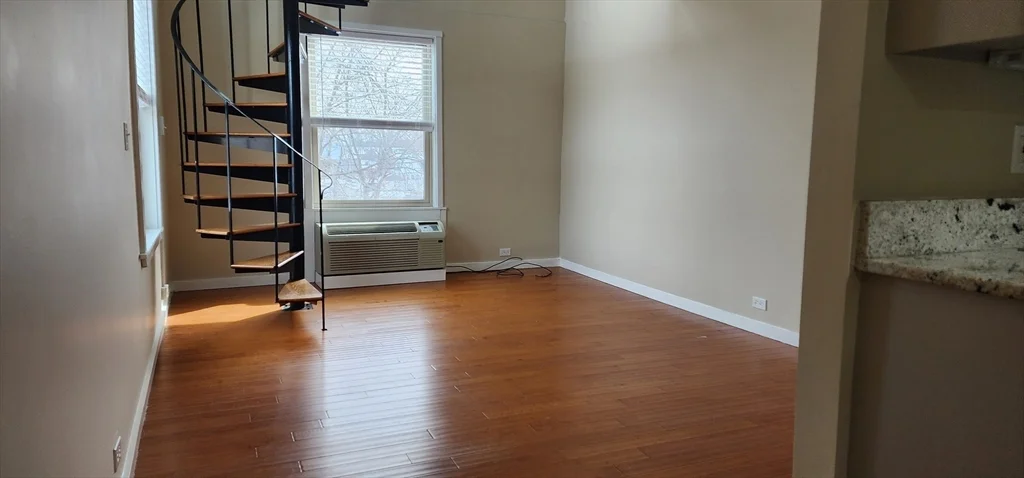 1 Samoset Ave, Mansfield