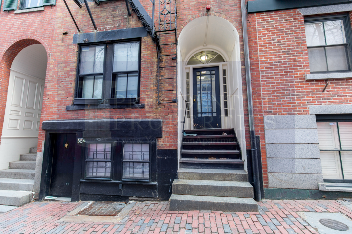 Studio bed, 1 bath apartment for rent at 52 Temple St Unit 7, Beacon Hill — photo 7 of 12