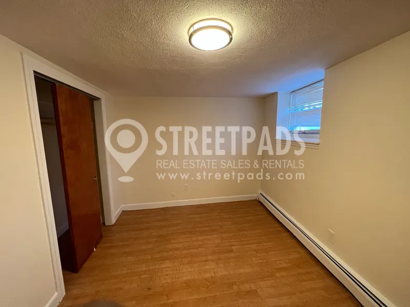 180 North Beacon St, Brighton