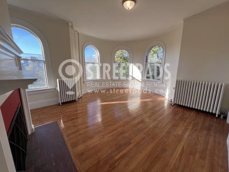 2 Ware St, Mid-Cambridge