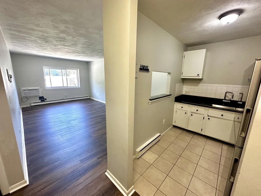 27 Willis St, Framingham