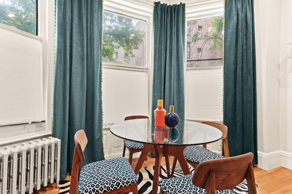 473 Beacon St, Back Bay