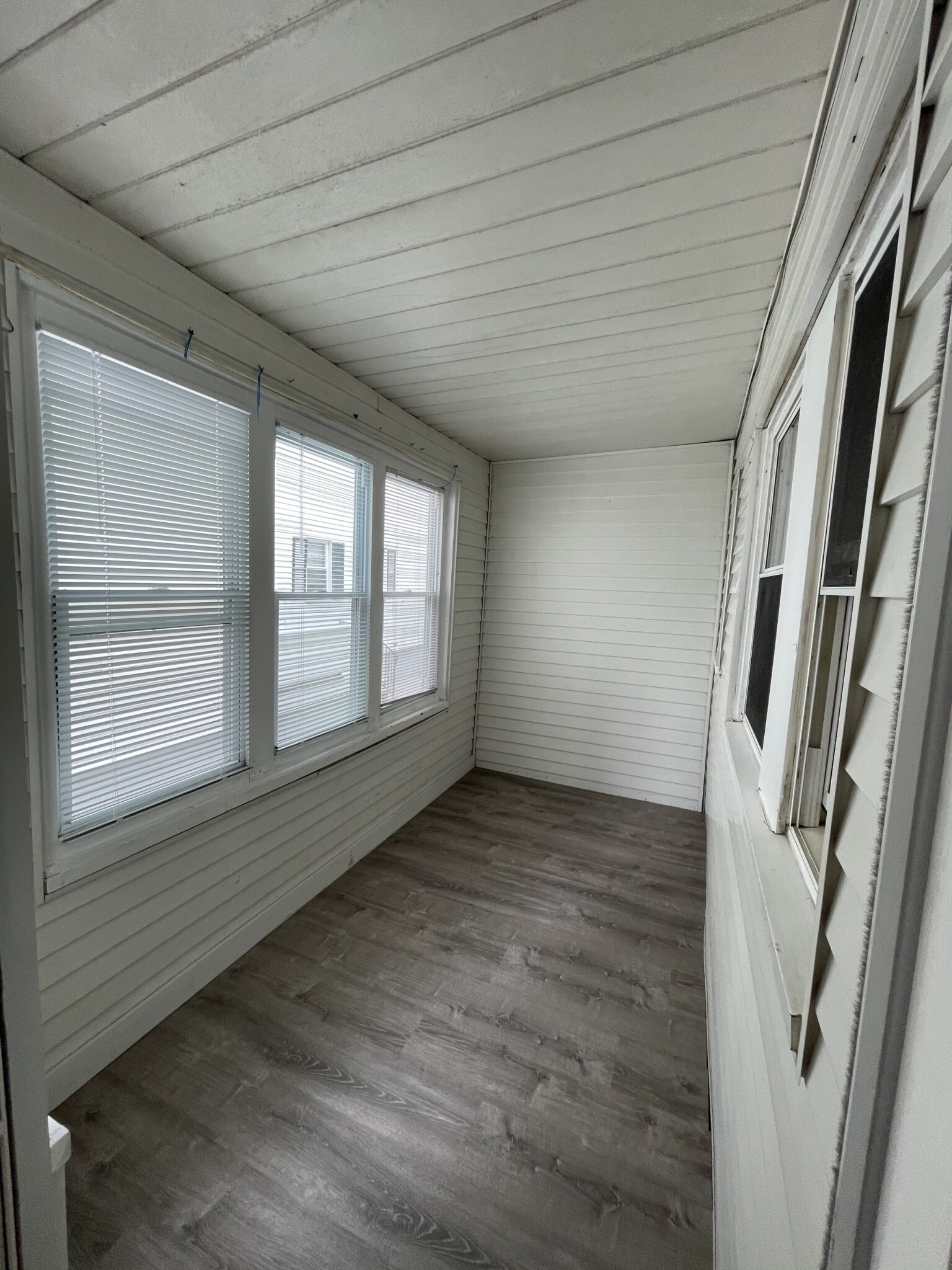 87 Winthrop Shore Dr, Winthrop