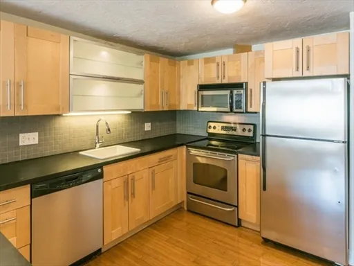 79 Florida St, Dorchester