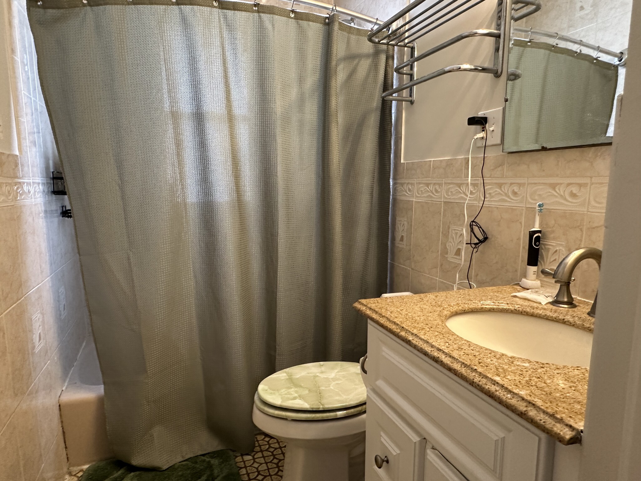 67 Withington Rd, Newtonville