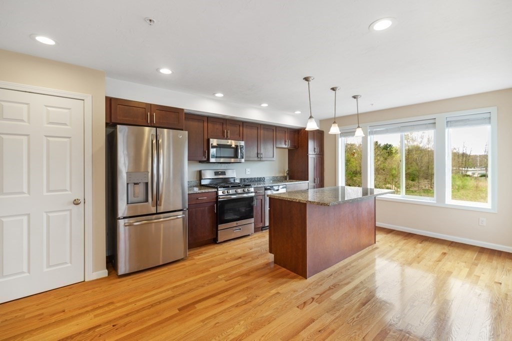 39 John Hancock Dr, Ashland