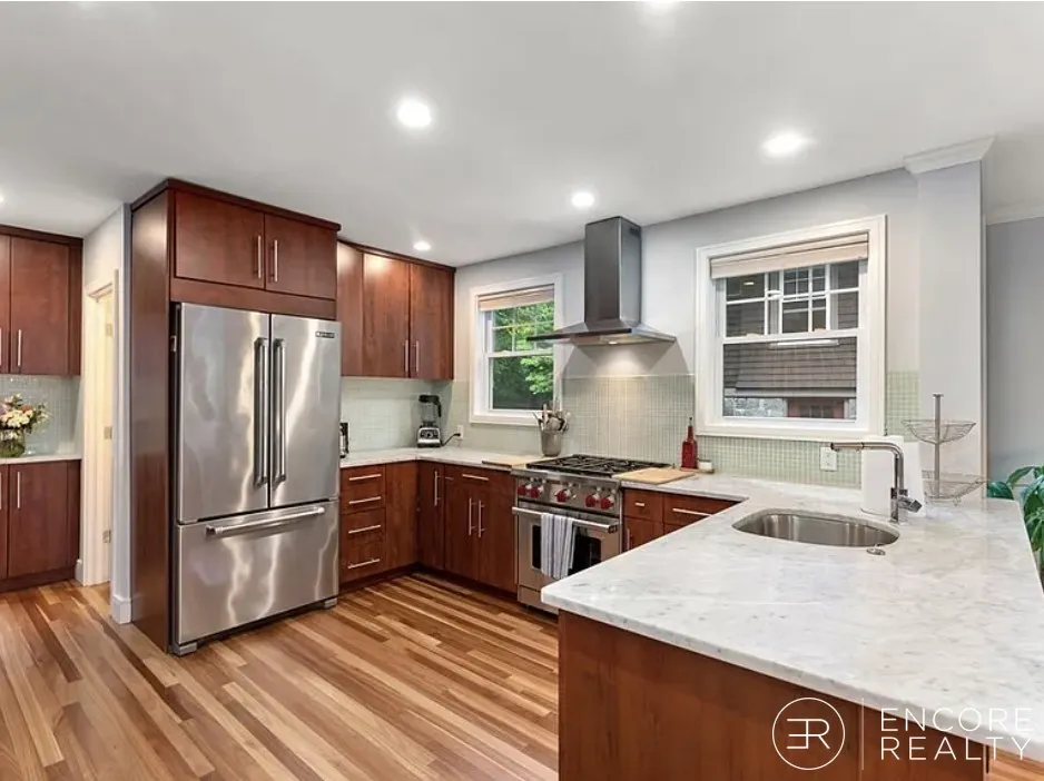 82 Summit Ave, Corey Hill