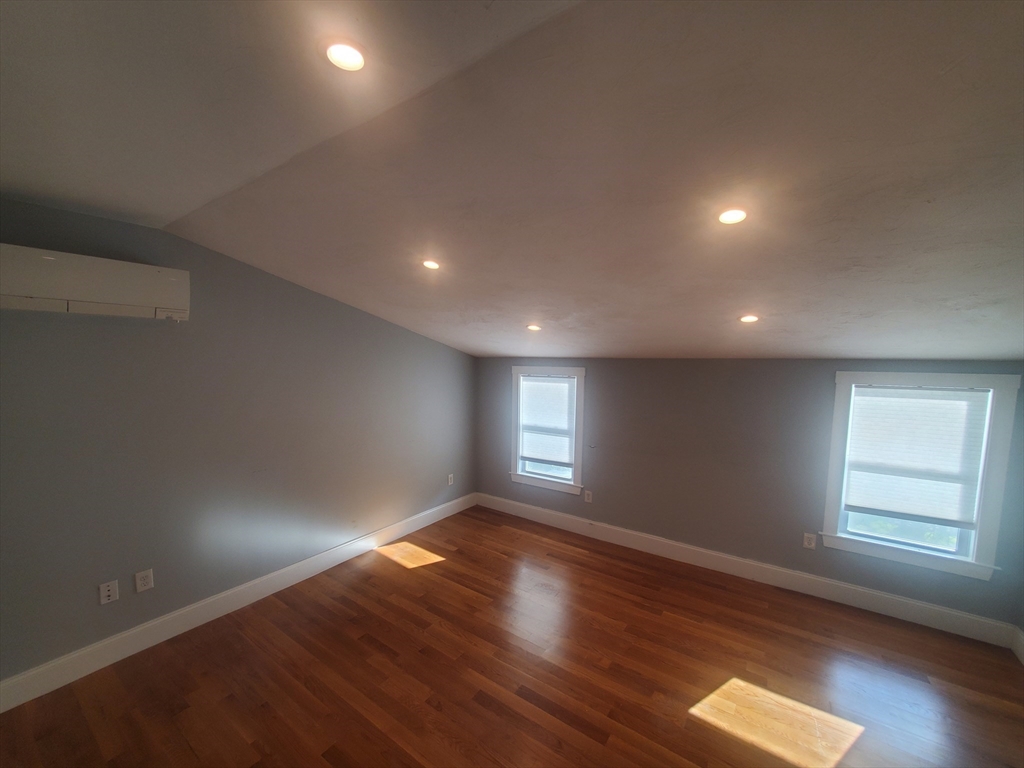 89 Front St, Weymouth Landing