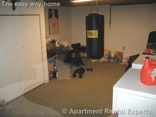 61A Sixth St, East Cambridge