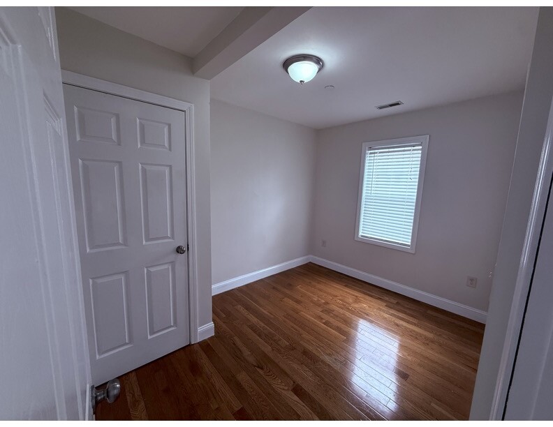 9 Boyd St, Dorchester