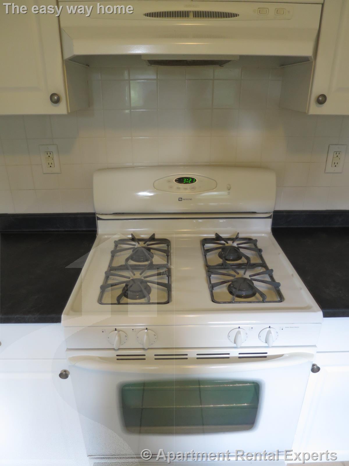 63 Liberty Ave, Davis Square