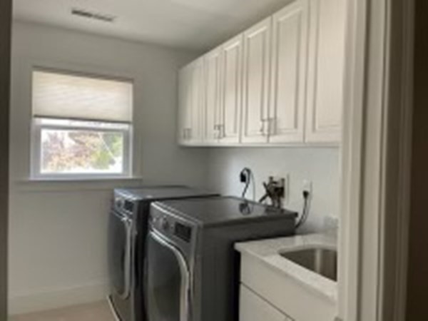 9 Ridgeway Ave, Needham