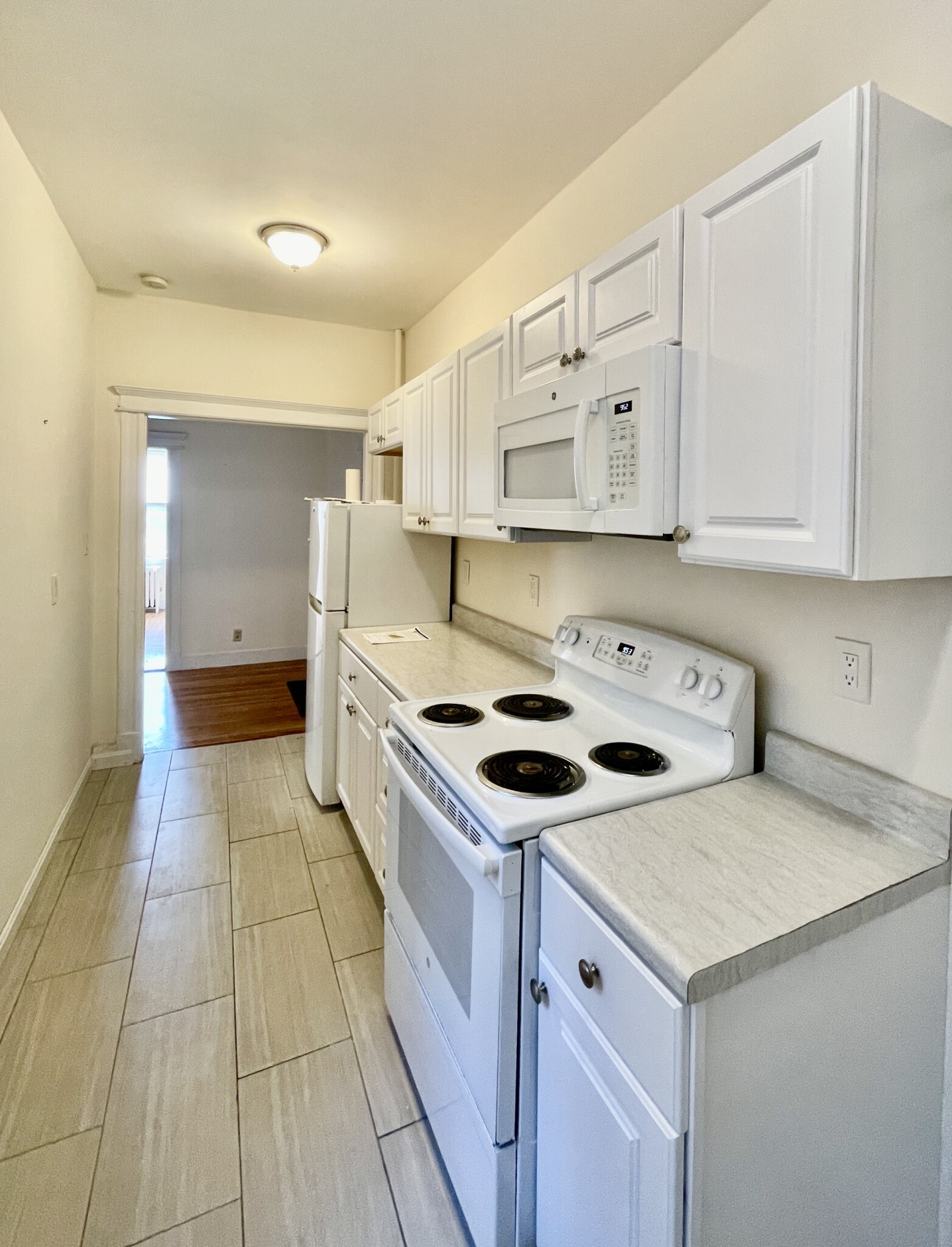 1637 Commonwealth Ave, Brighton