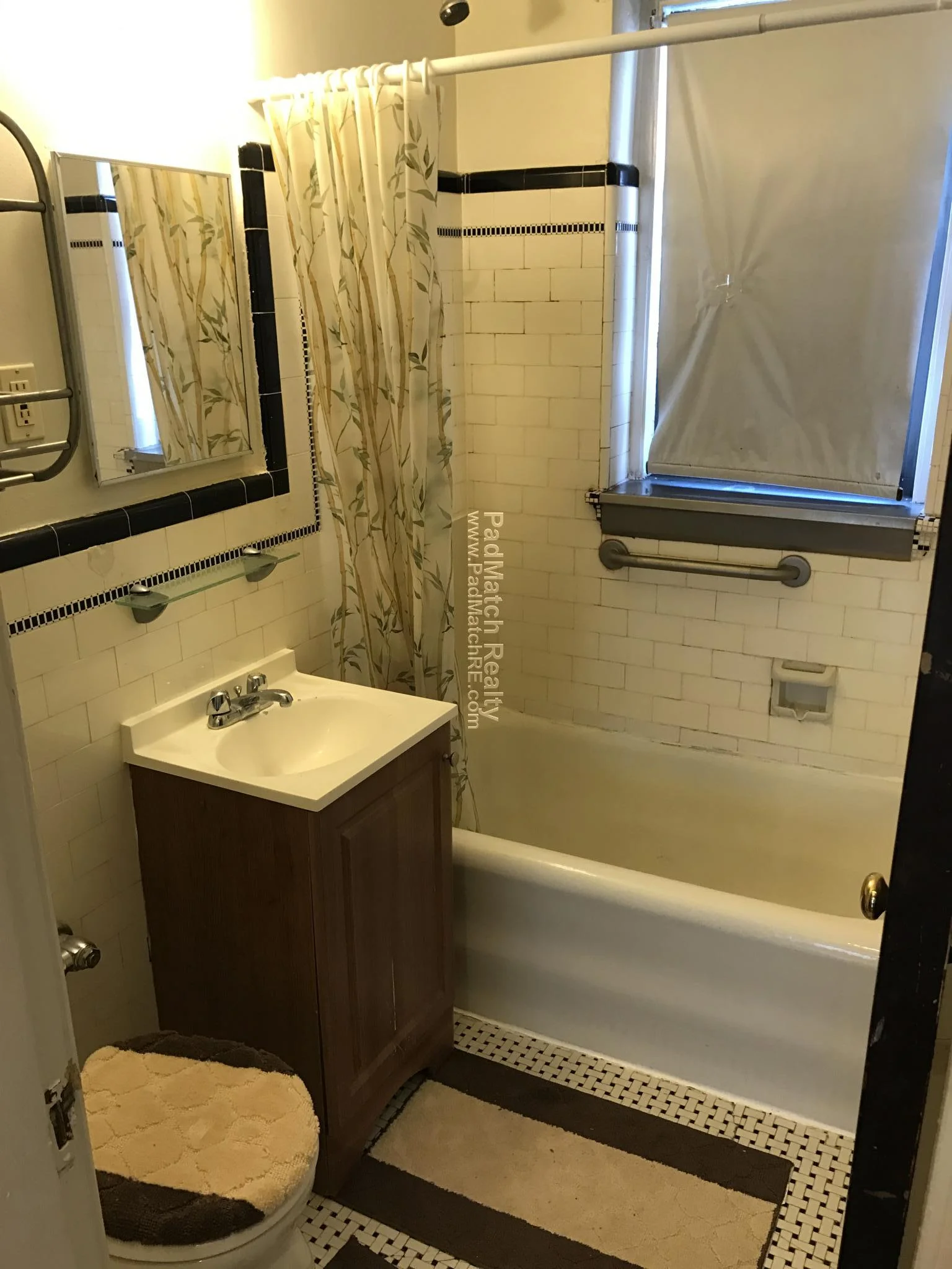 349 Pleasant St, Malden