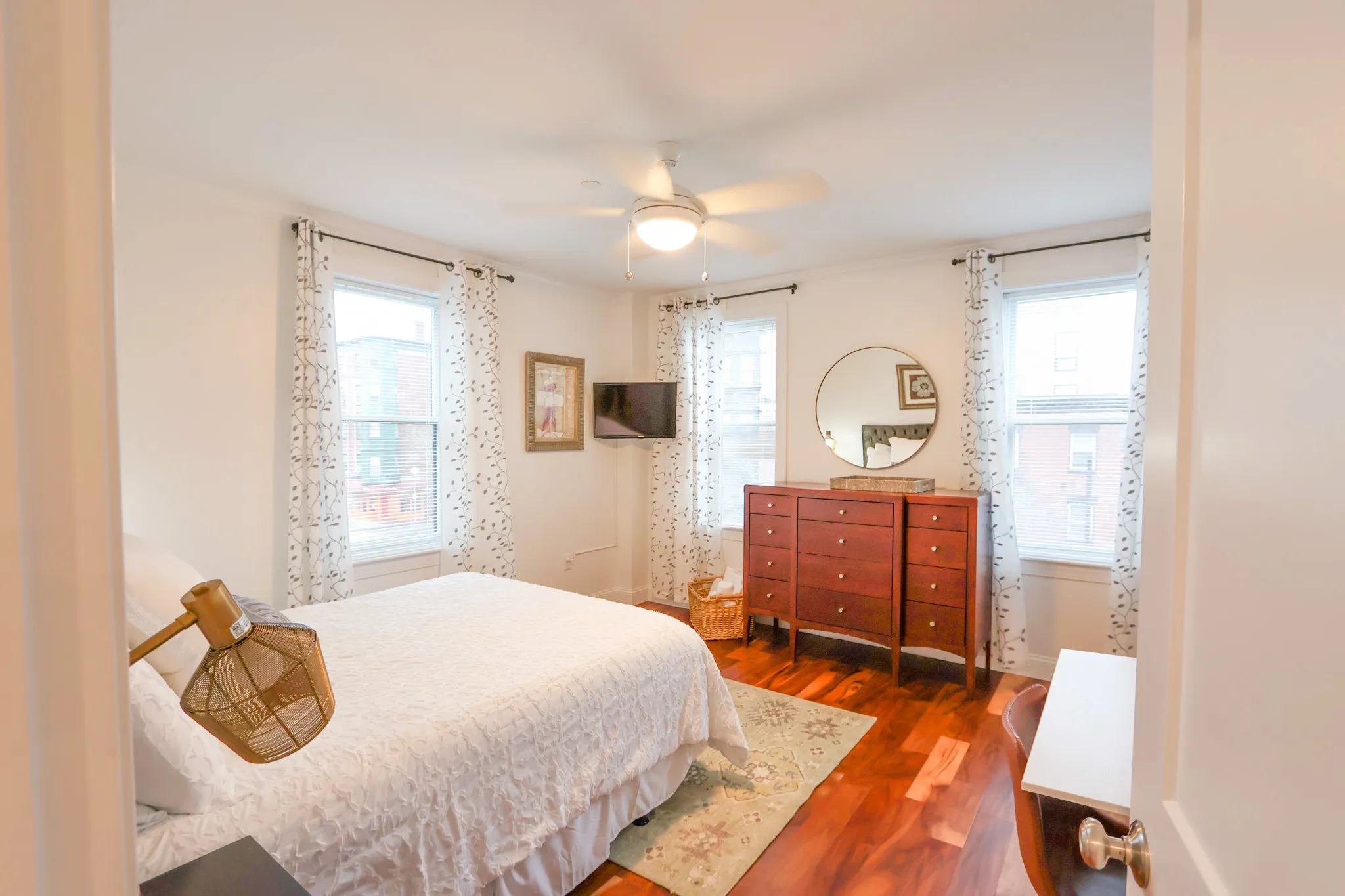 1008 Tremont St, Roxbury