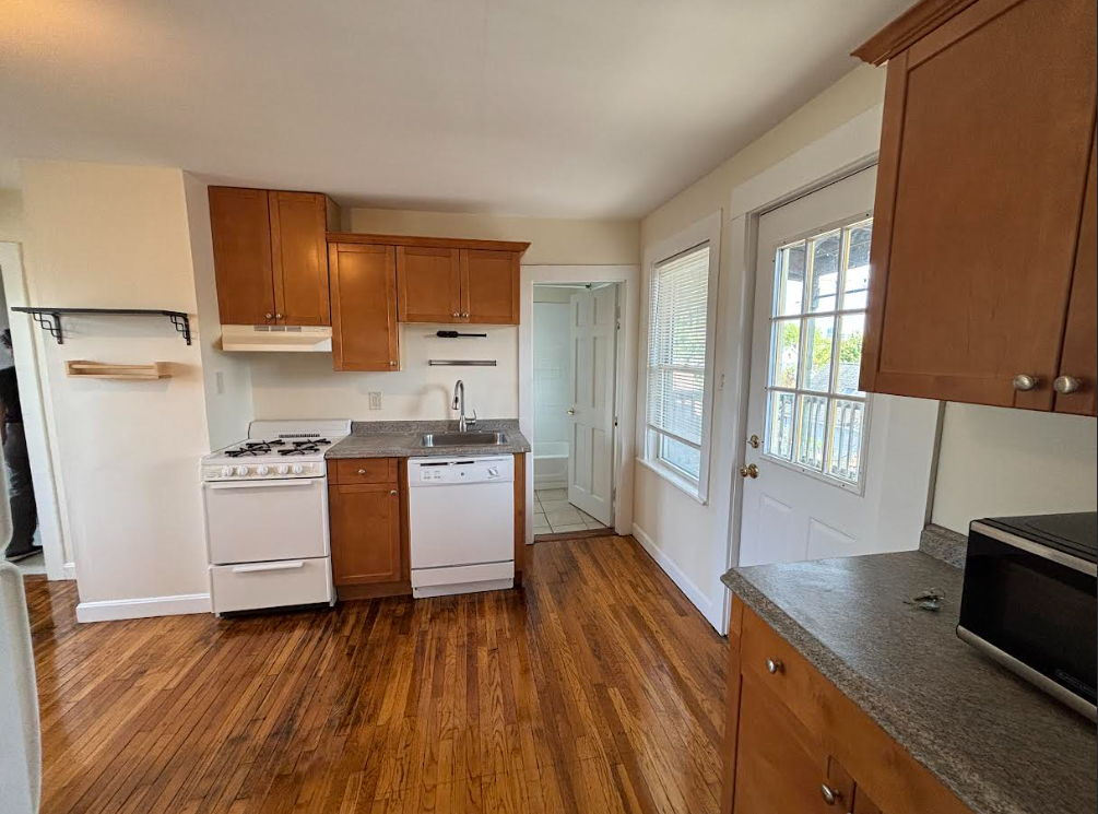 30 Hanson St, Ward Two