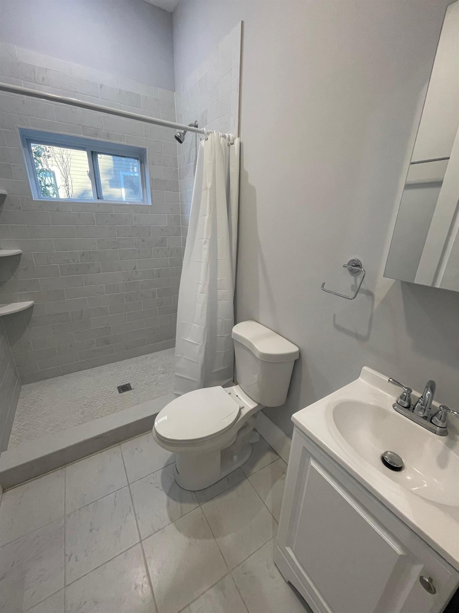 29 Alpine St, Powder House Square