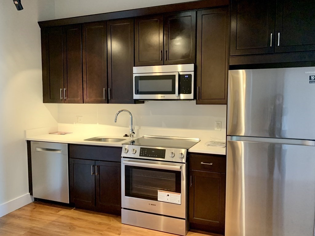 49 Melcher, South Boston