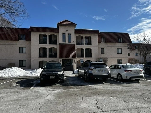 685 Oak St, Brockton