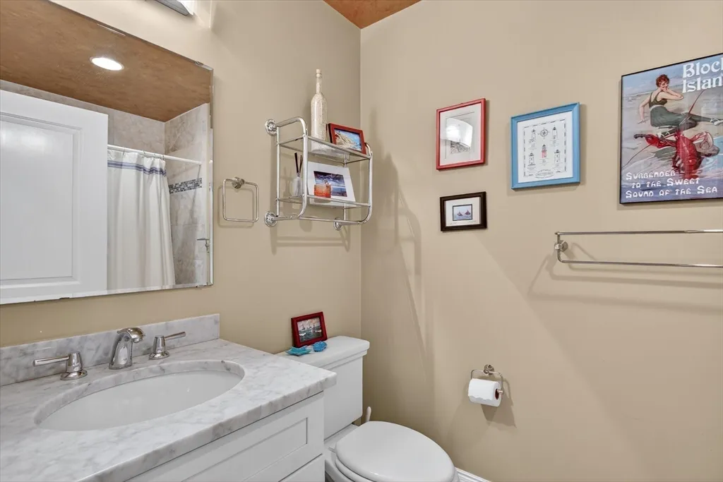 862 East 2nd St, South Boston